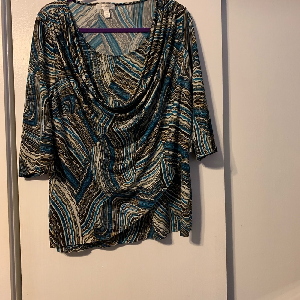 Dressbarn  size 1X gorgeous sexy top